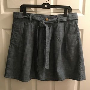Gap denim skirt. Pre-loved size 10.